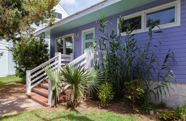 "Seadar" Cottage - A Mid-Century Beach Cutie!