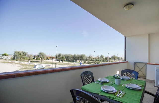 Seafront house with large terrace with barbecue and private garden with parking space