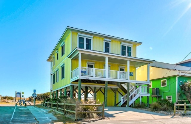 SeaOver Cottage
