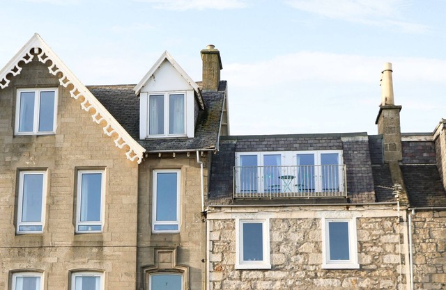 SEASCAPE, with open fire in Lossiemouth