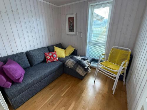 Seaside Cabin With Private Pier In Eidsvåg