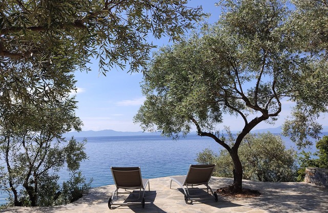 Seaside private beach house