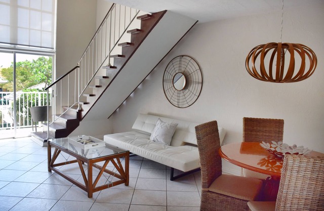 Seaside Retreat! Spacious Suite w/Private Beach Access, Outdoor Pool, Parking