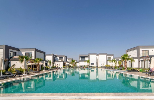 Seaside Serenity in Bodrum: Luxury Retreat w View