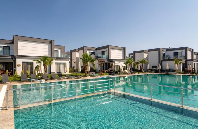 Seaside Serenity in Bodrum: Luxury Retreat w View