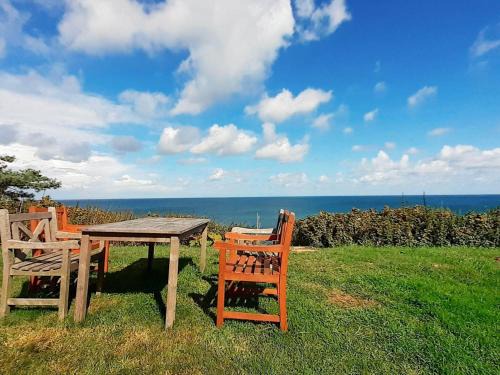 Seaside Serenity in LumsAYs-By Traum