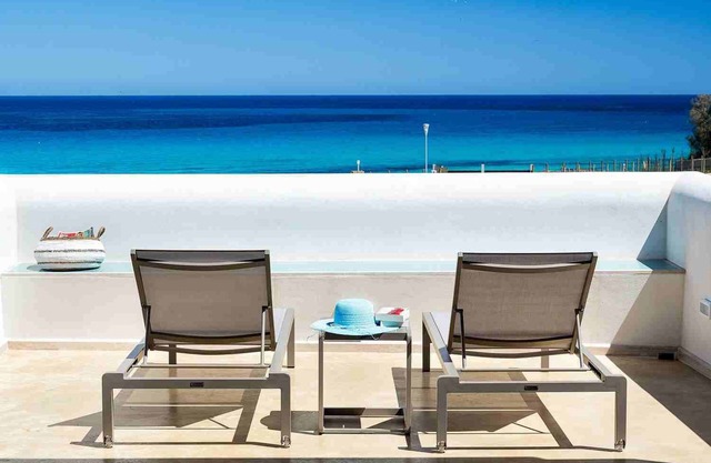 Seaside villa rental Sicily, Syracuse villa rental