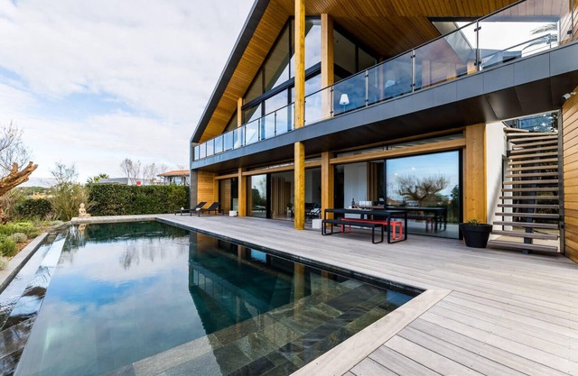 SEAVIEW . KEYWEEK . Villa pool sea view Anglet