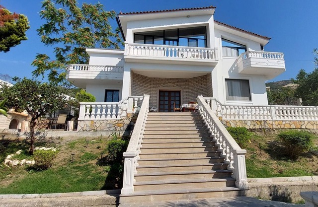 Seaview Villa Mare
