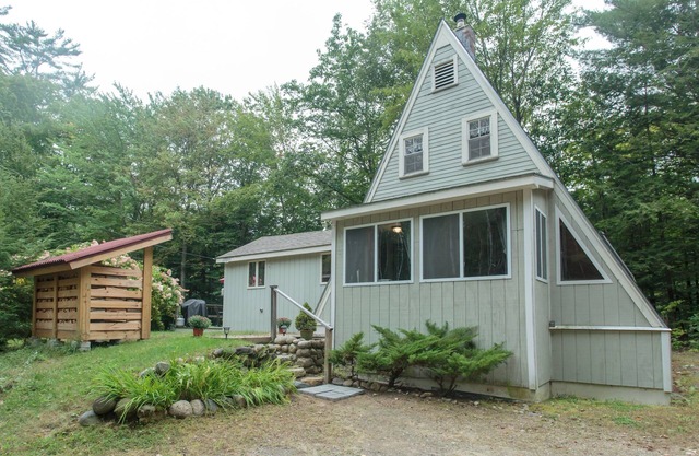 Secluded Cabin In The Woods Huge Yard + Patio