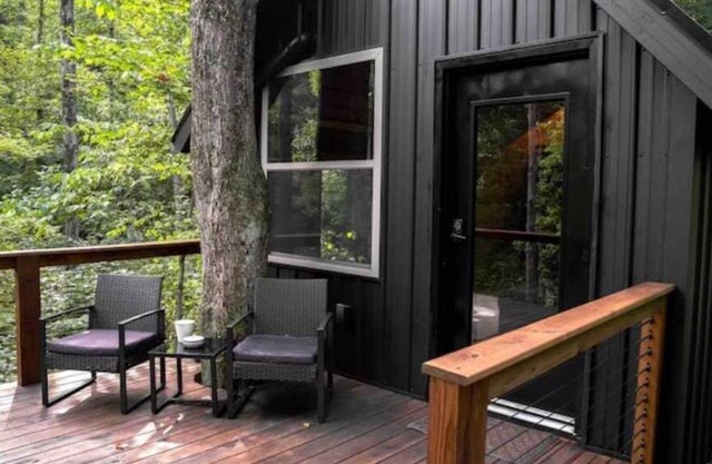 Secluded Cabin Minutes from Snow Trails & I-71
