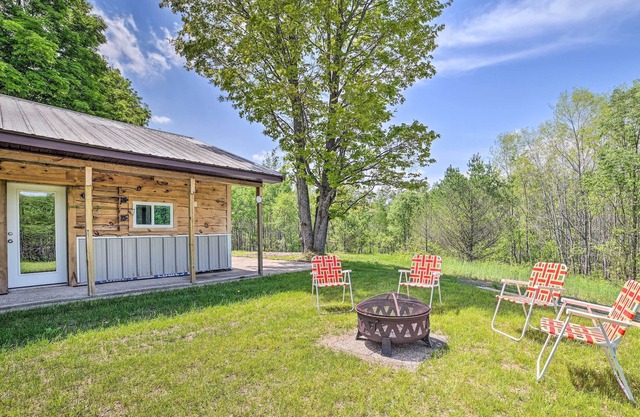 Secluded Getaway Near ORV, Equestrian Trails!