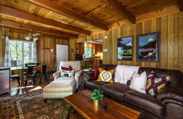 ✦Secluded Home Near DT✦ Fast WiFi ϟ Long Stays ✔