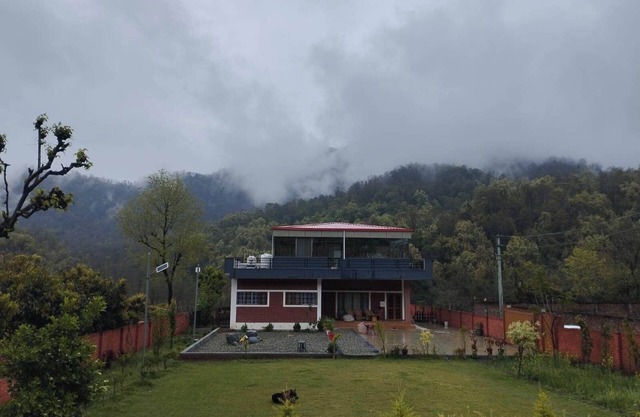Secluded Homestay In Dehradun, Preferred for Peace/Relaxation,
