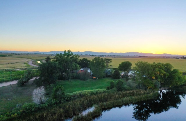 Secluded Lake Retreat – Birdwatcher’s Haven
