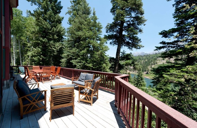 Secluded Mountain Home on Columbine Lake - Decks/Views - 1 mile to Purgatory