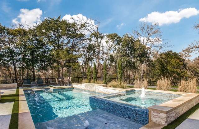 Secluded Private Retreat with Luxurious Pool & Spa
