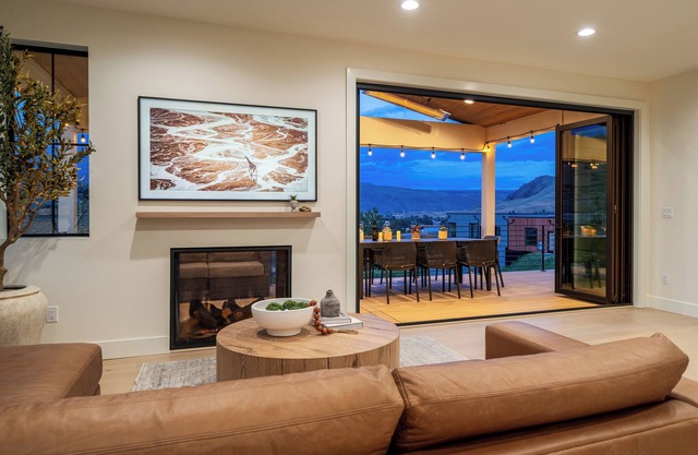 Second Wind #390: 6 BR, 4.5 BA in Chelan, Sleeps 14