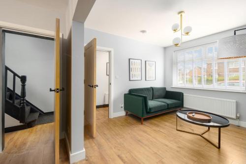 Seedley Villa