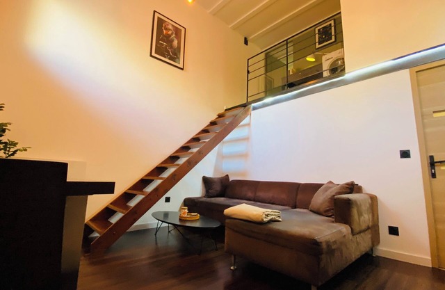 Self-contained flat in villa near EUREXPO Lyon, LDLC ARENA GROUPAMA STADIUM