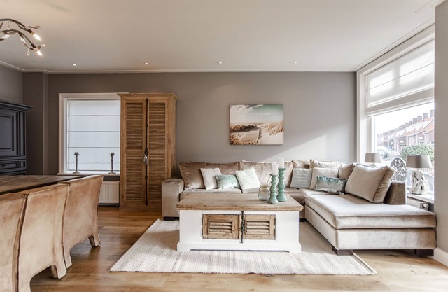 Semi-detached house with 4 bedrooms 200 meters from the beach