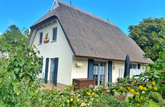 Semi-detached house Svantevit 2