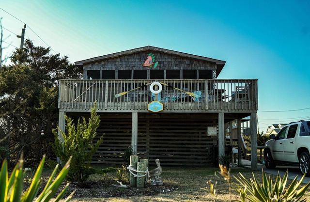 Semi oceanfront! and dog-friendly