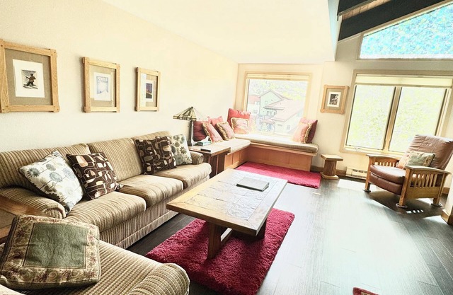 Send It Chateau TheWest #3534 2Bedroom, 2Bath, Pool, Hot Tub, Walk to Gondola