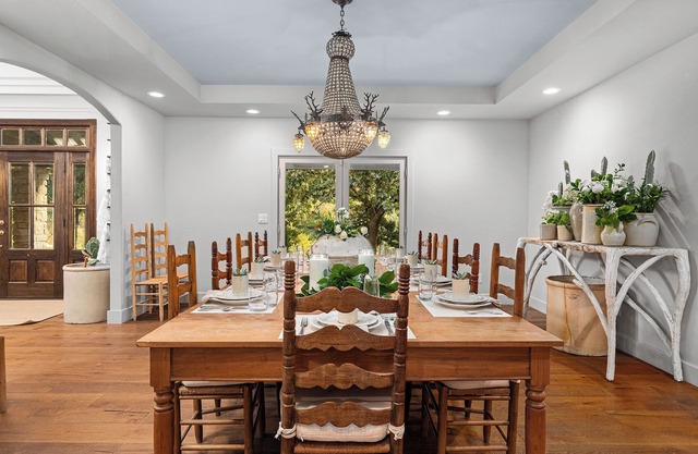 September Special | Hill Country Home | River Access