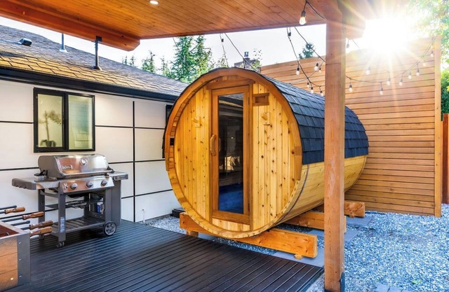 Serene 4-bedroom house with Sauna in SeaTac