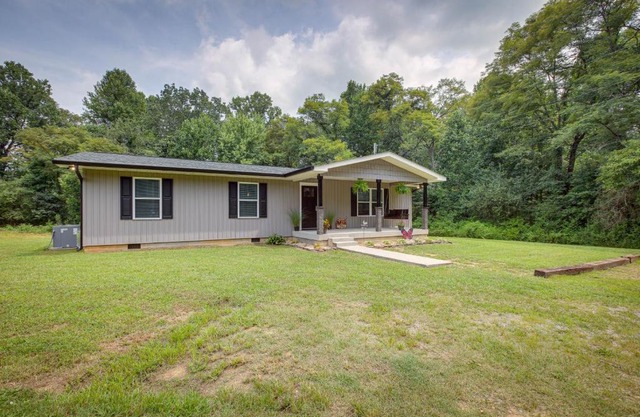 Serene Bryant Retreat with Private Hot Tub!