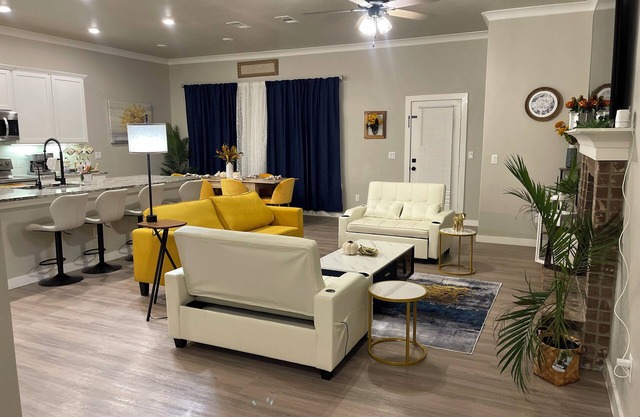 Serene Castle - Close to all attraction in Odessa Tx