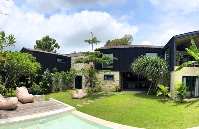 Serene Garden Estate in Canggu