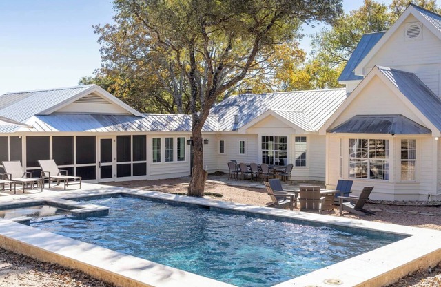 Serene Getaway on 10 Acres + Hot Tub + Pool | Sleeps 12 | Ash Farm