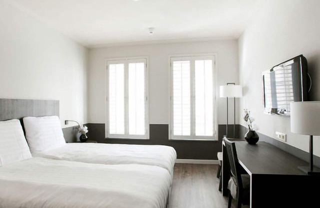 Serene Haven w/Onsite Dining | Near Naarderbos Trails & Huizer Museum