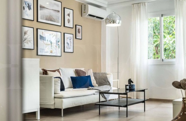 Serene & spacious apartment - Center