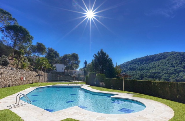 SES BRISES 2 -apartment with shared swimming pool-Tamariu-Costa Brava