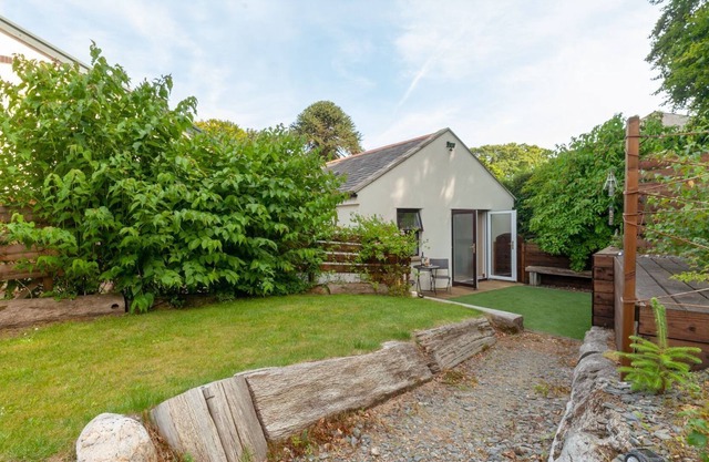 Set in the beautiful rural location of Maughold, Elgin Retreat offers plenty to enjoy and is a matte