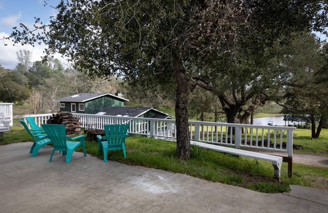 Seven Oaks Ranch Manzanita House