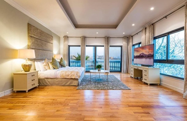 Sezavi huge and luxury villa with stunning views!