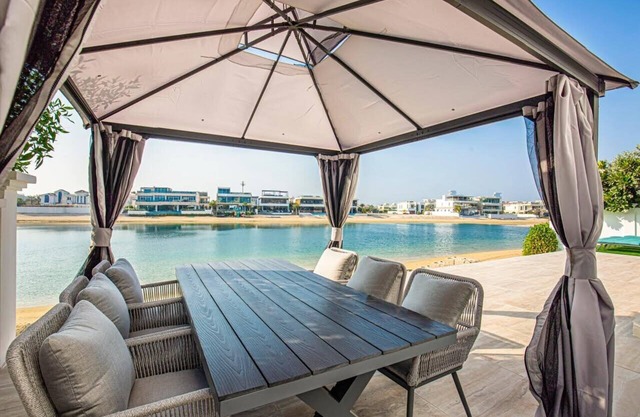 Sezavi villa. Frond O. 5 bedrooms