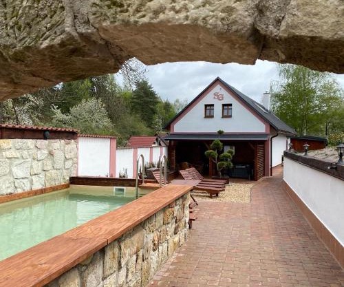 SG chalupa ŠTIKOV - Podkrkonoší - s celoročním privátním wellness