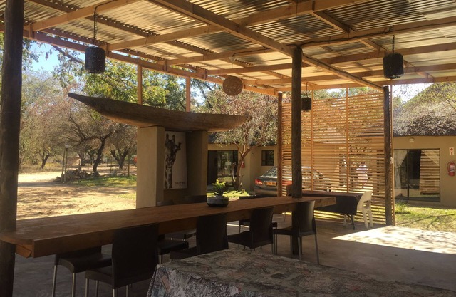 Shakawe Sands Lodge