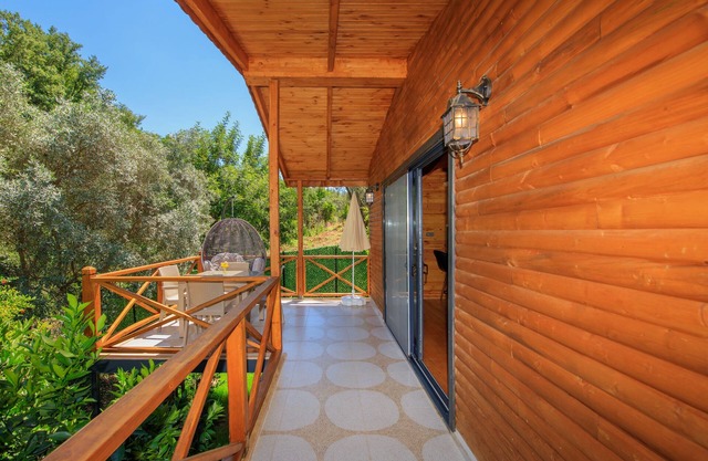 Shared pool and garden ,triplets bungalows,sleeps 3 people max.