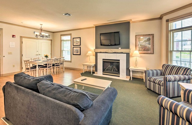 Sheboygan Villa - Steps to Lake Michigan!
