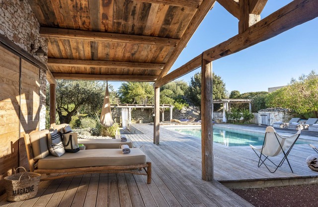 Sheepfold, 4 bedrooms, 10 people, heated pool