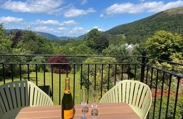 Shelley Cottage - a house that sleeps 4 guests in 2 bedrooms