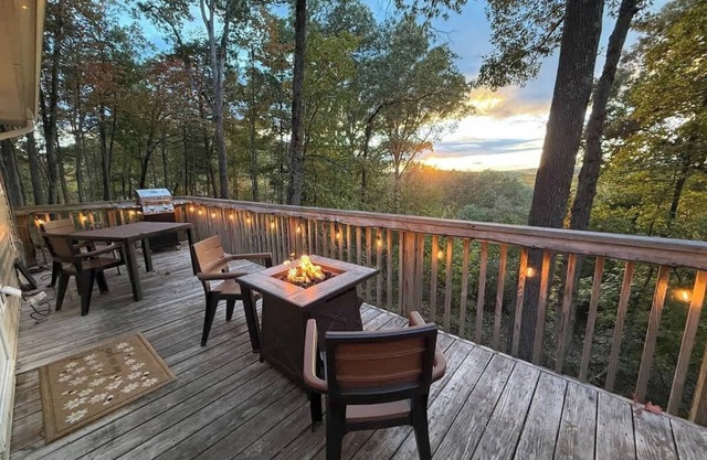 Shenandoah Twilight | Cozy Cabin w/hot tub