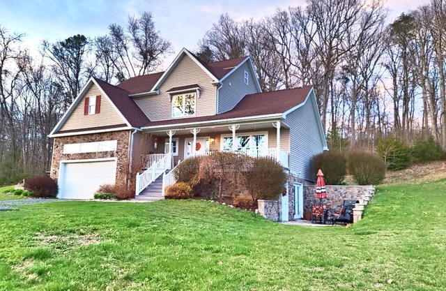 Shenandoah Valley - Oak Hill - Hot Tub - 2 Miles to I-81