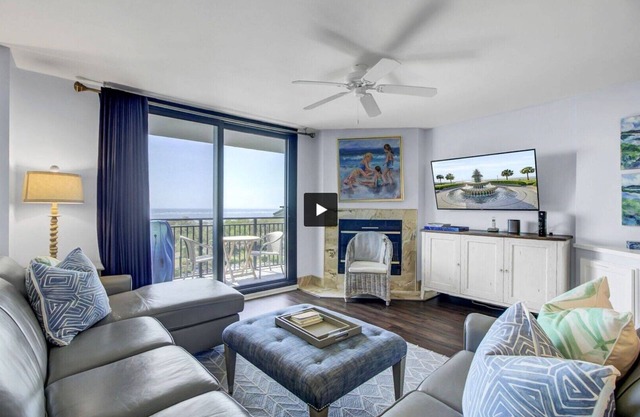"Shore Thing" at 420C Shipwatch|Oceanfront Penthouse|Three Decks|All New|Video Game Machine|Famil.